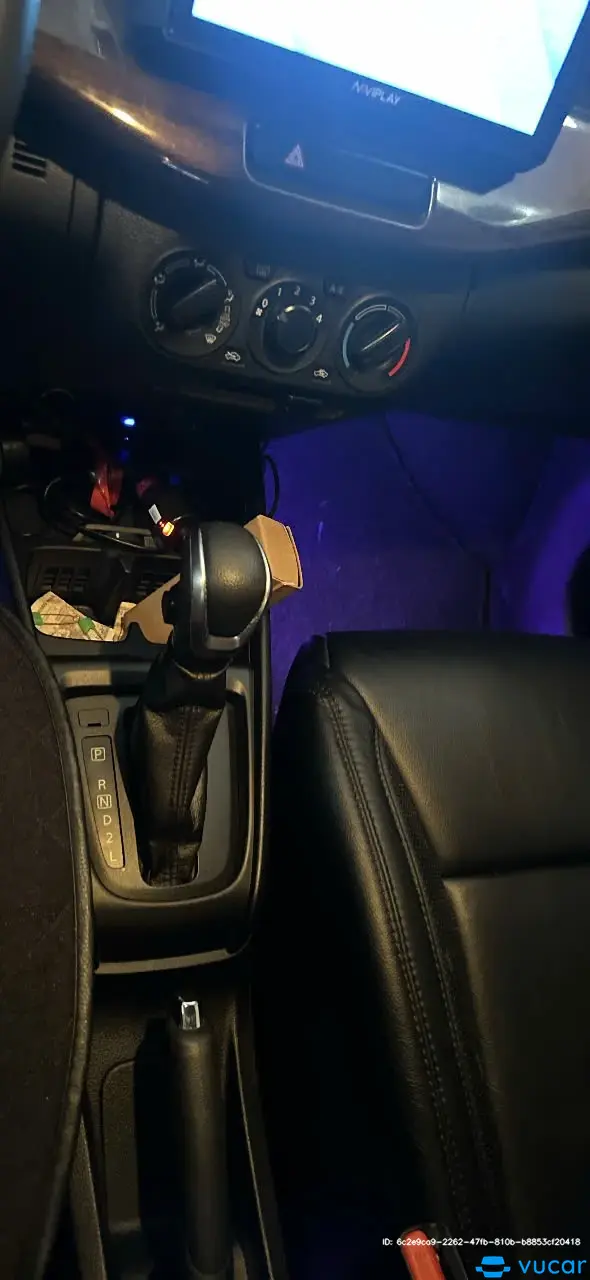 Suzuki Ertiga GLX 1.5 AT 2019 - Nội thất 10