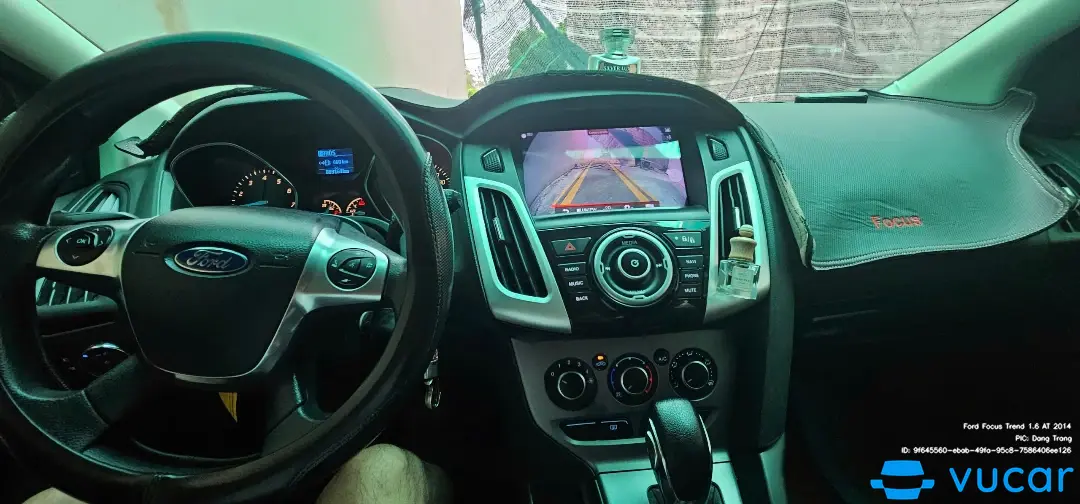 Ford Focus Trend 1.6 AT 2014 - Nội thất 3