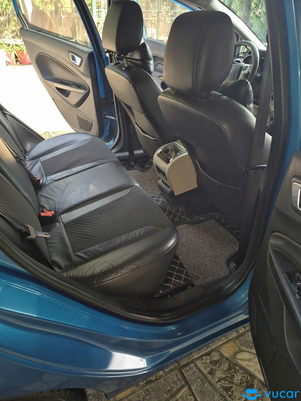 Ford Fiesta S 1.0 AT Ecoboost 2014 - Nội thất 3