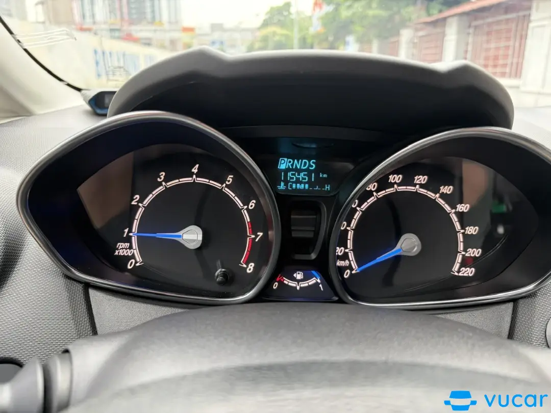 Mitsubishi Outlander 2.0 CVT 2019 - Nội thất 2
