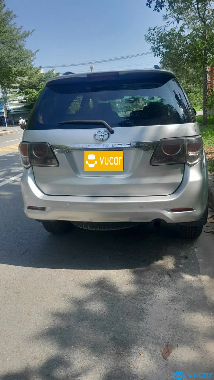 Toyota Fortuner 2.7V 4x2 AT 2014 - Ngoại thất 4