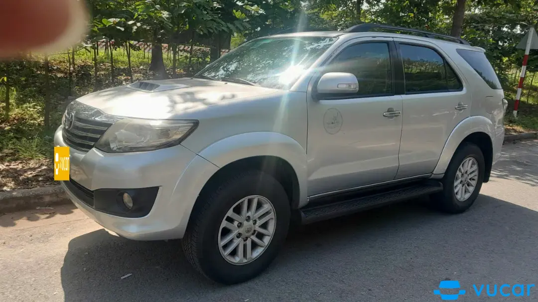 Toyota Fortuner 2.7V 4x2 AT 2014 - Ngoại thất 1