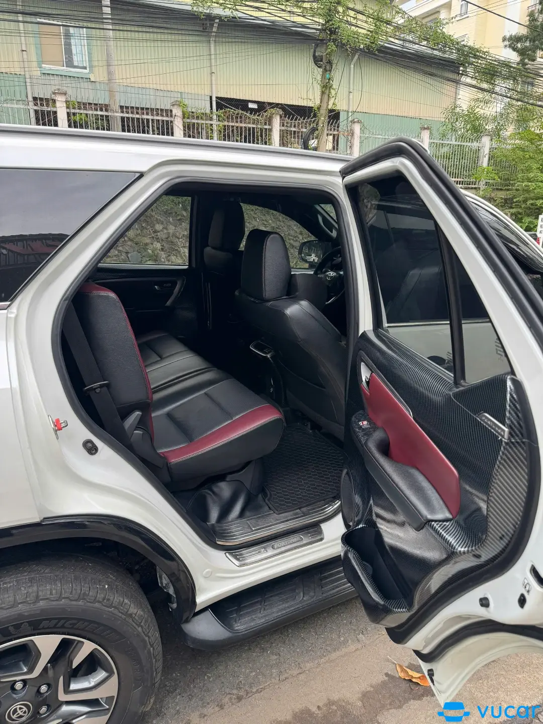 Toyota Fortuner Legender 2.4L 4x2 AT 2022 - Ngoại thất 6