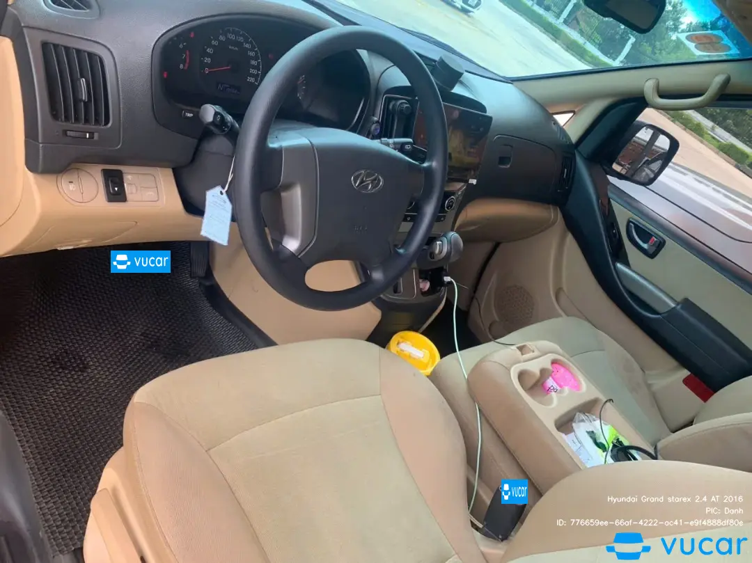 Hyundai Grand starex 2.4 AT 2016 - Nội thất 1