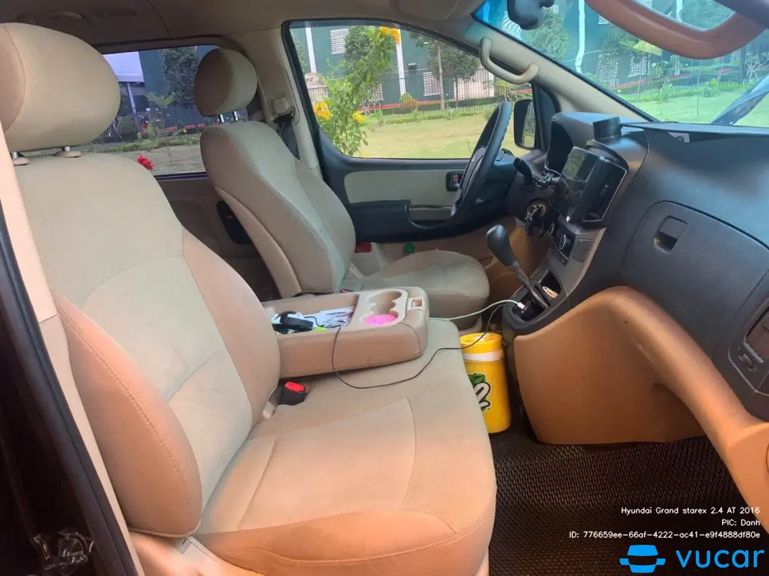 Hyundai Grand starex 2.4 AT 2016 - Nội thất 6