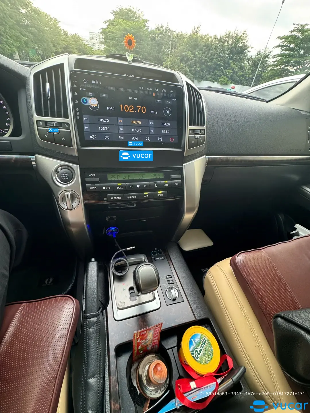 Toyota Land cruiser VX 4.6 V8 2014 - Nội thất 10