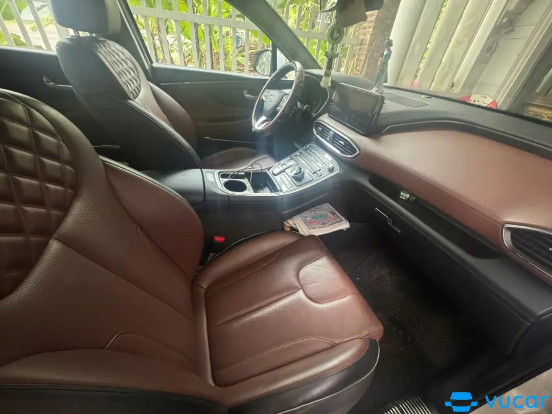 Hyundai Santa Fe Máy xăng tiêu chuẩn 2021 - Nội thất 5