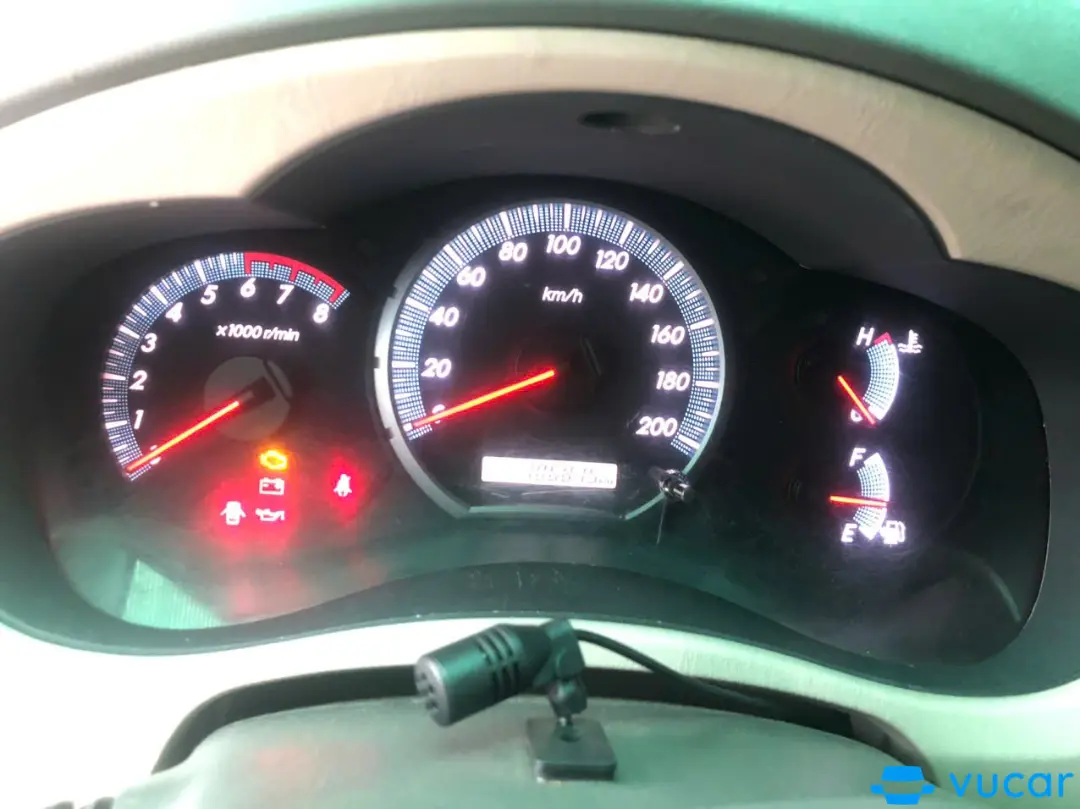 Toyota Innova Số tay 2016 - Nội thất 1