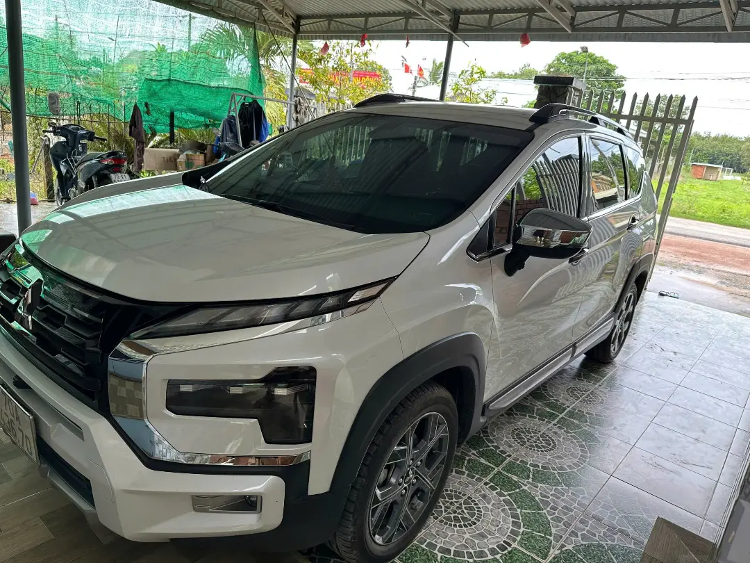 Mitsubishi Xpander Cross 1.5 AT 2023 - Ngoại thất 1