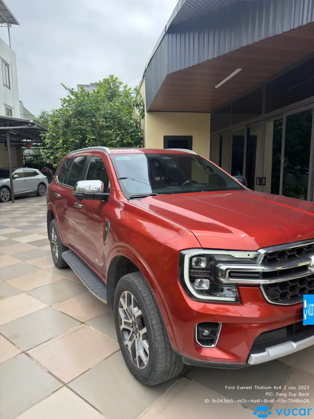Ảnh xe Ford Everest Titatium 4x4 2 cầu 2023 - ảnh 3