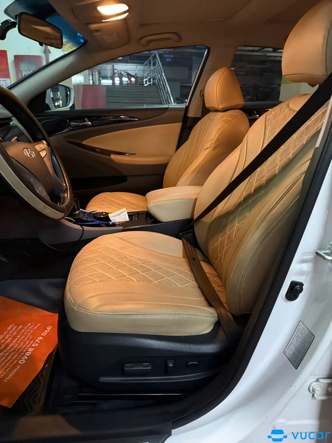 Sonata 2013 - Nội thất 4