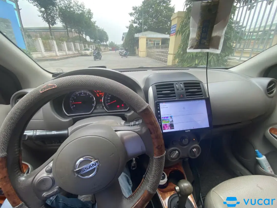 Nissan sunny 2014 - Nội thất 2