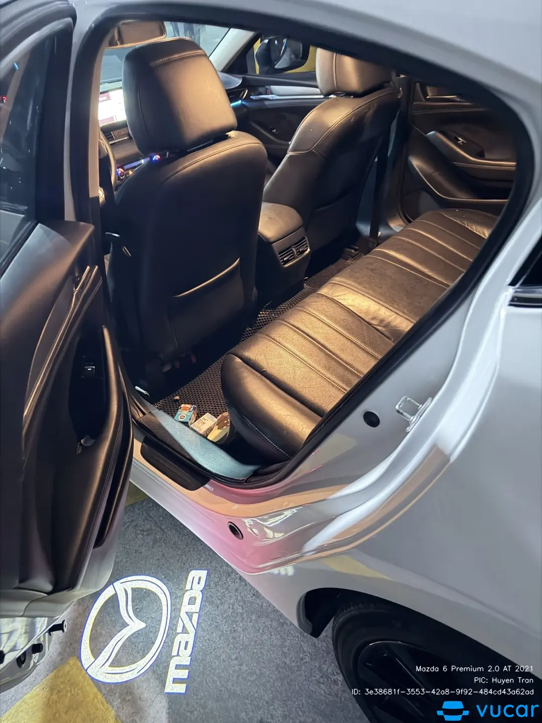 Mazda 6 Premium 2.0 AT 2021 - Nội thất 1