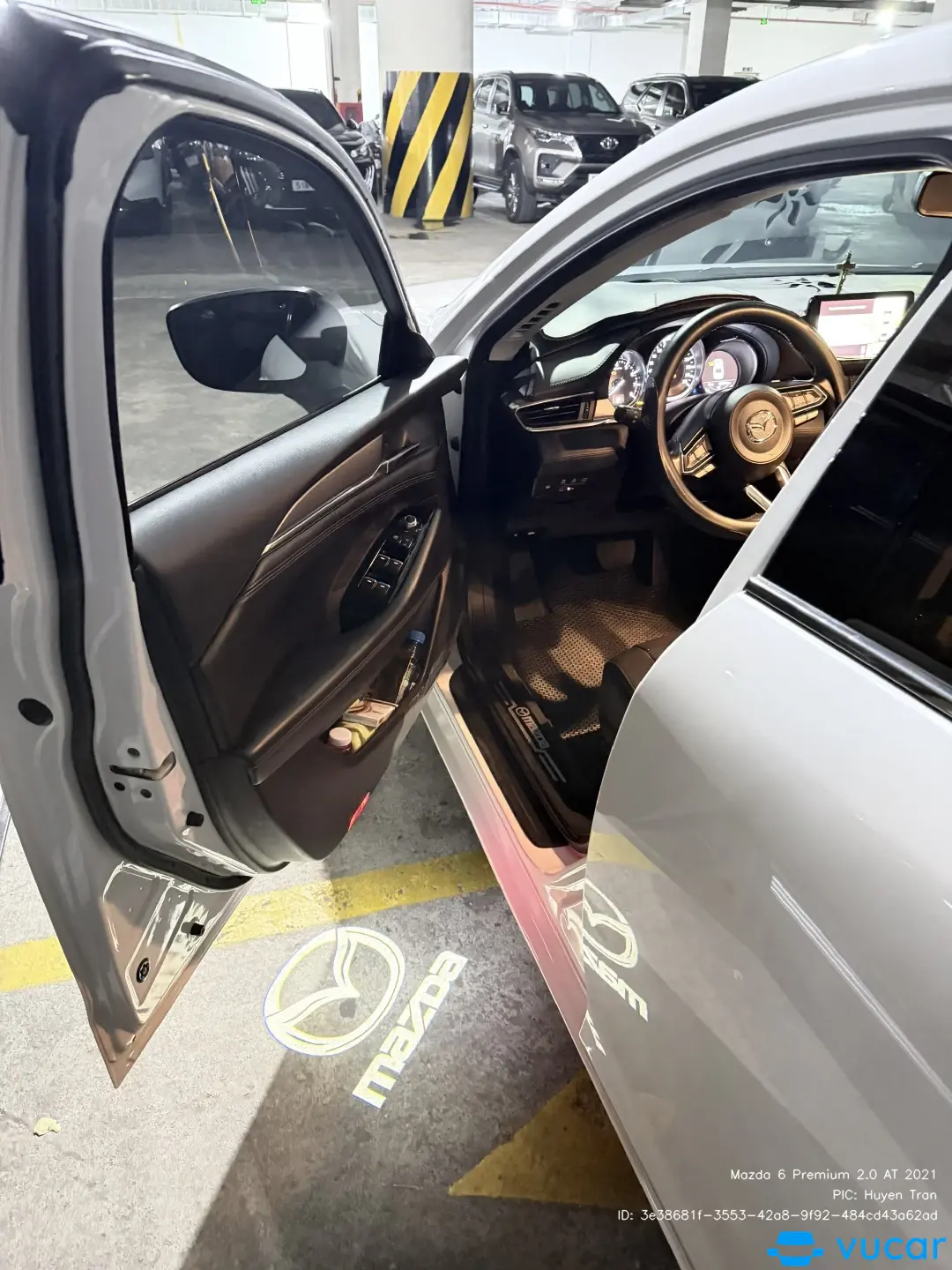 Mazda 6 Premium 2.0 AT 2021 - Nội thất 3