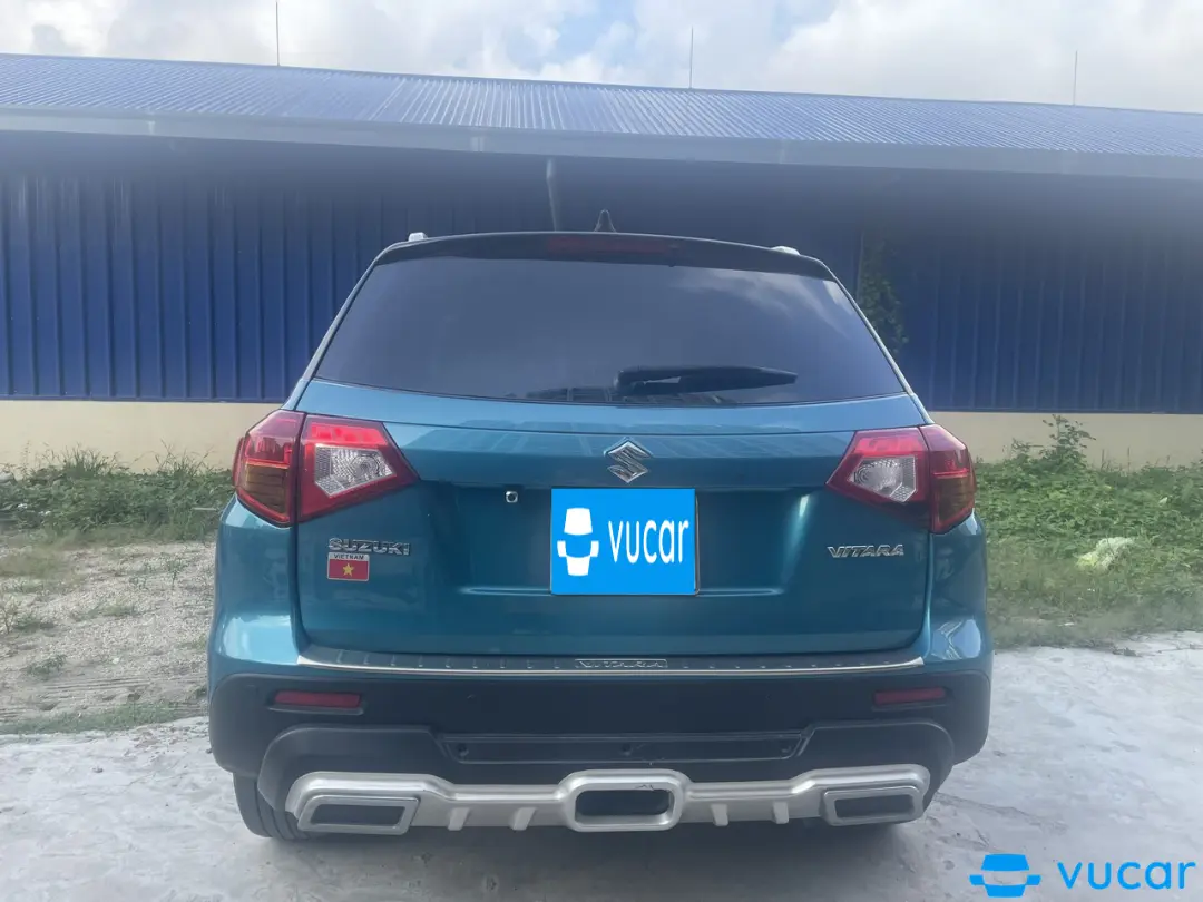 Suzuki Vitara Nhập Hungari 2017 - Ngoại thất 8