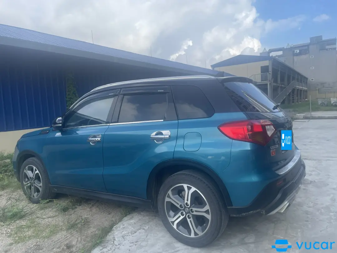 Suzuki Vitara Nhập Hungari 2017 - Ngoại thất 9