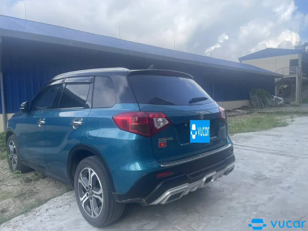 Suzuki Vitara Nhập Hungari 2017 - Ngoại thất 7