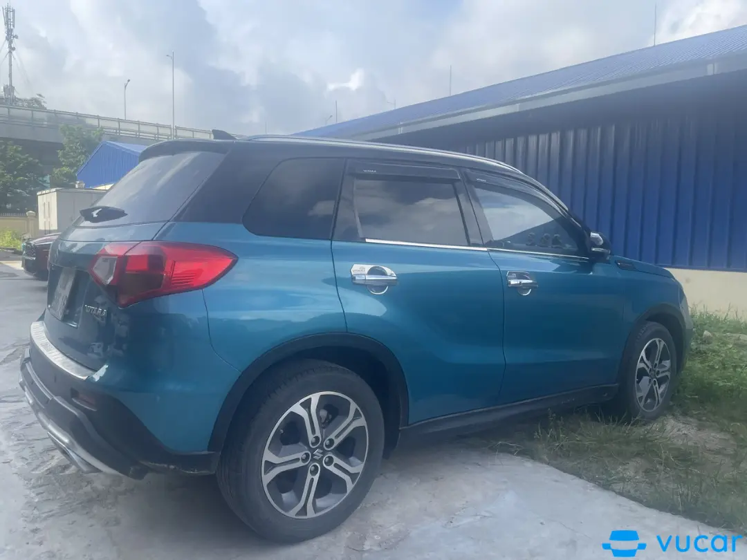 Suzuki Vitara Nhập Hungari 2017 - Ngoại thất 12