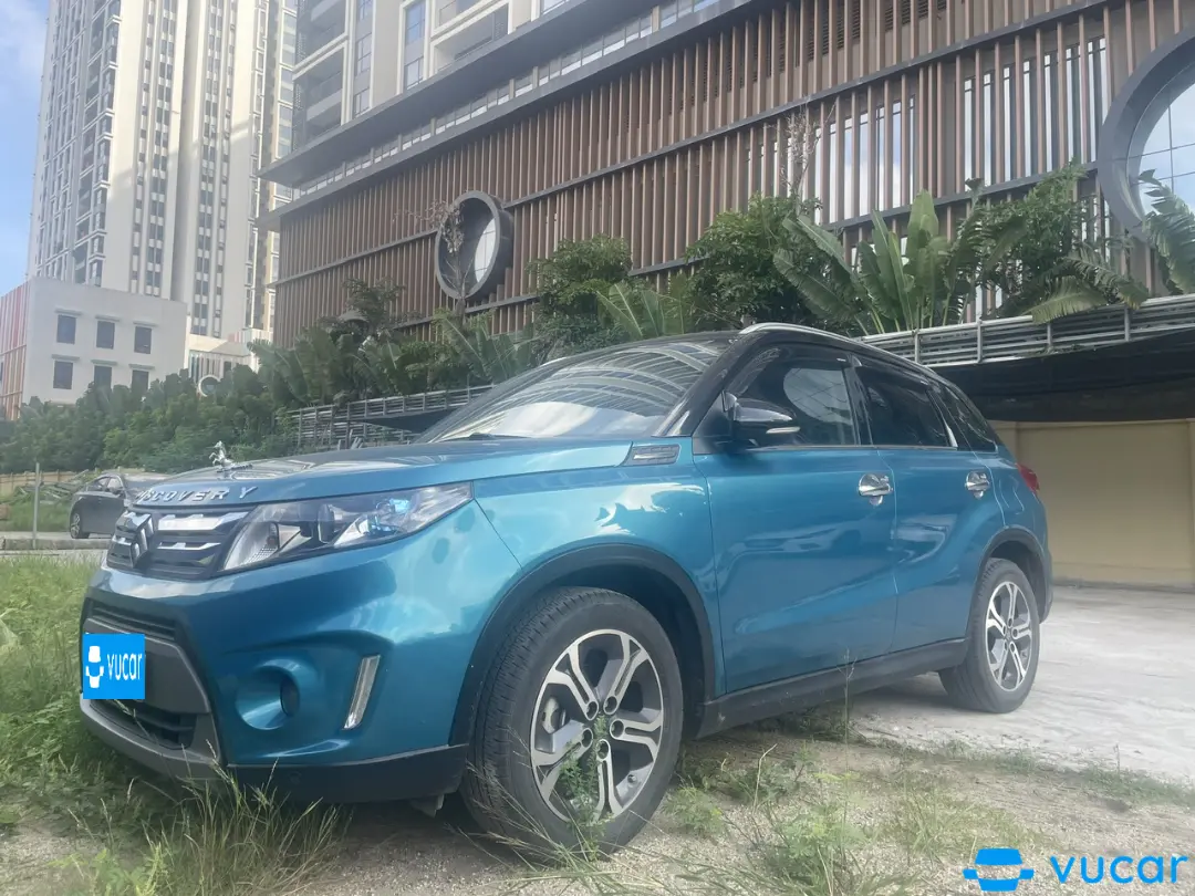 Suzuki Vitara Nhập Hungari 2017 - Ngoại thất 6