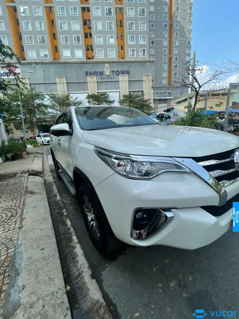 Ảnh xe Toyota Fortuner 2.7V 4x2 AT 2018 - ảnh 6