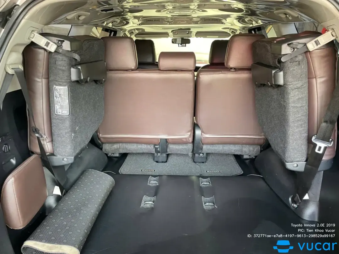 Toyota Innova 2.0E 2019 - Nội thất 5