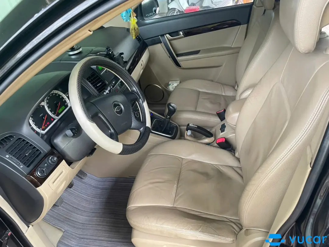 Chevrolet Captiva LT 2.4 MT 2008 - Nội thất 8
