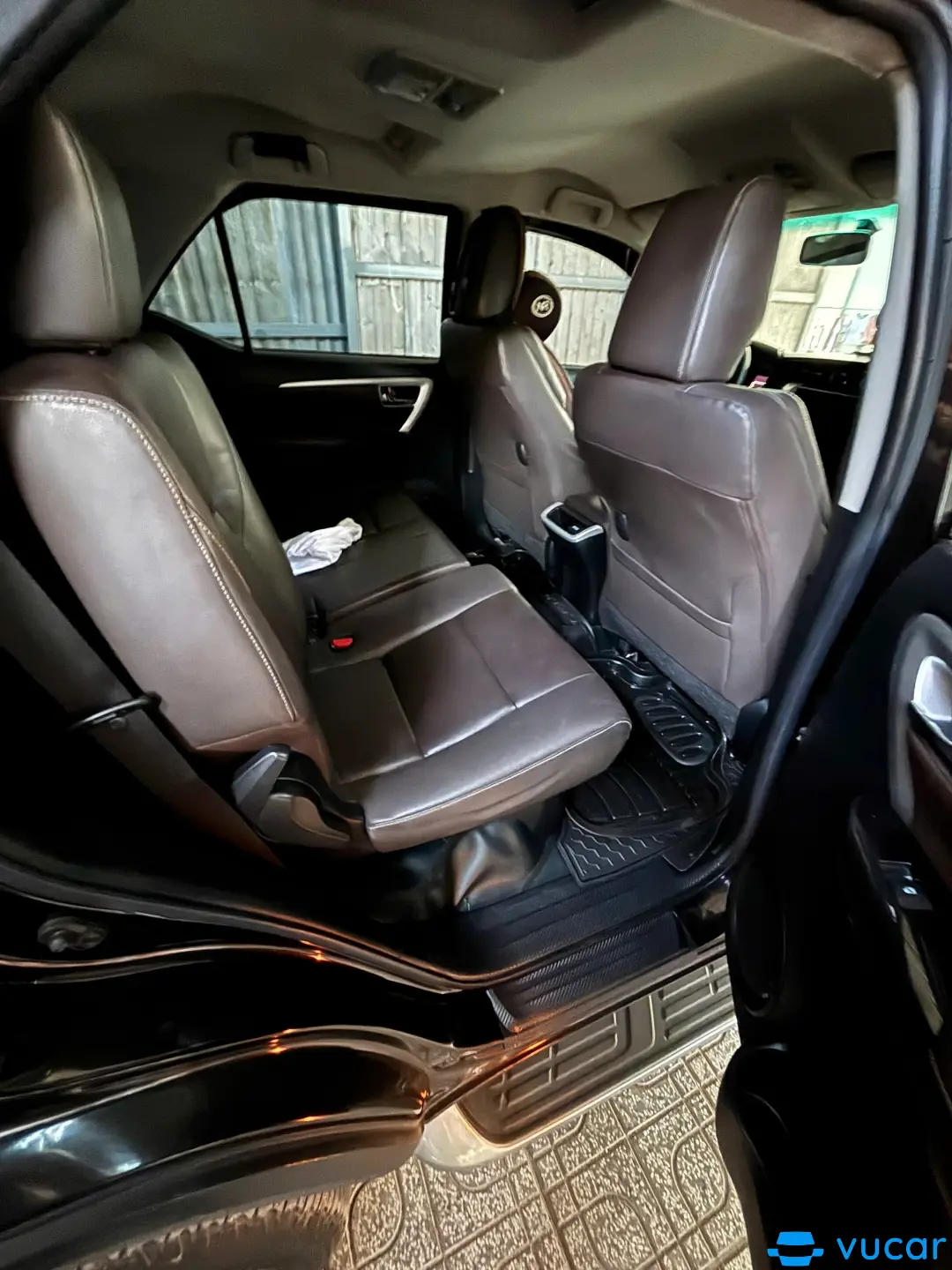 Toyota Fortuner 2.8 4x4 AT Diesel 2019 - Nội thất 2