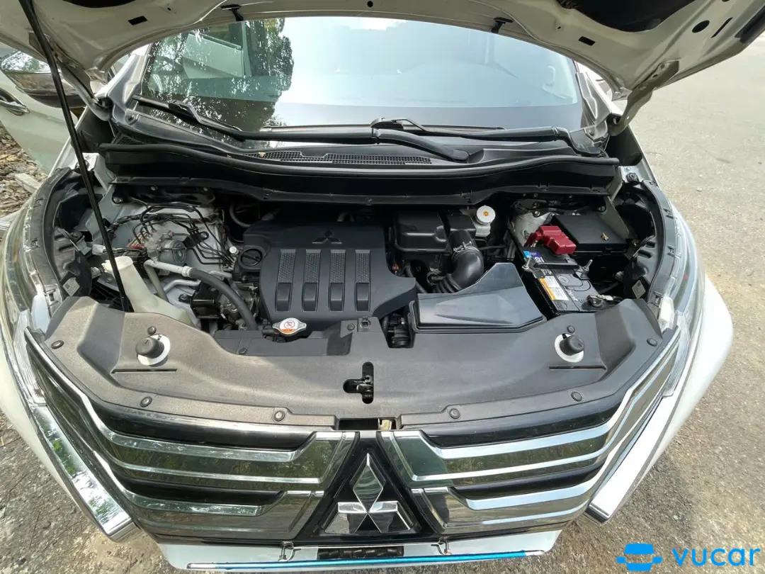 Mitsubishi Xpander AT 2021 - Khoang động cơ 1