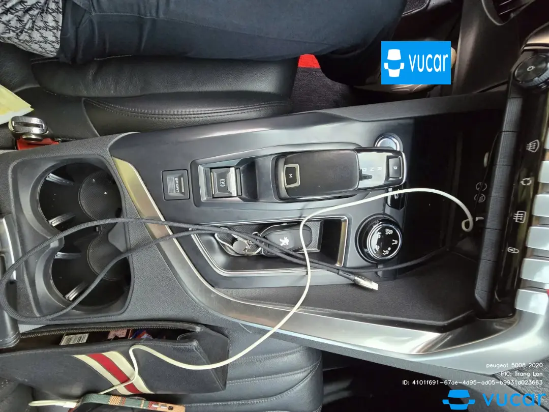 peugeot 5008 2020 - Nội thất 15
