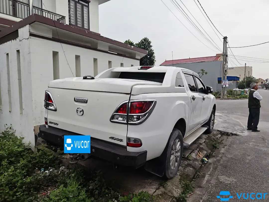 Ảnh xe Mazda Bt50 3.2L 4x4 AT 2015