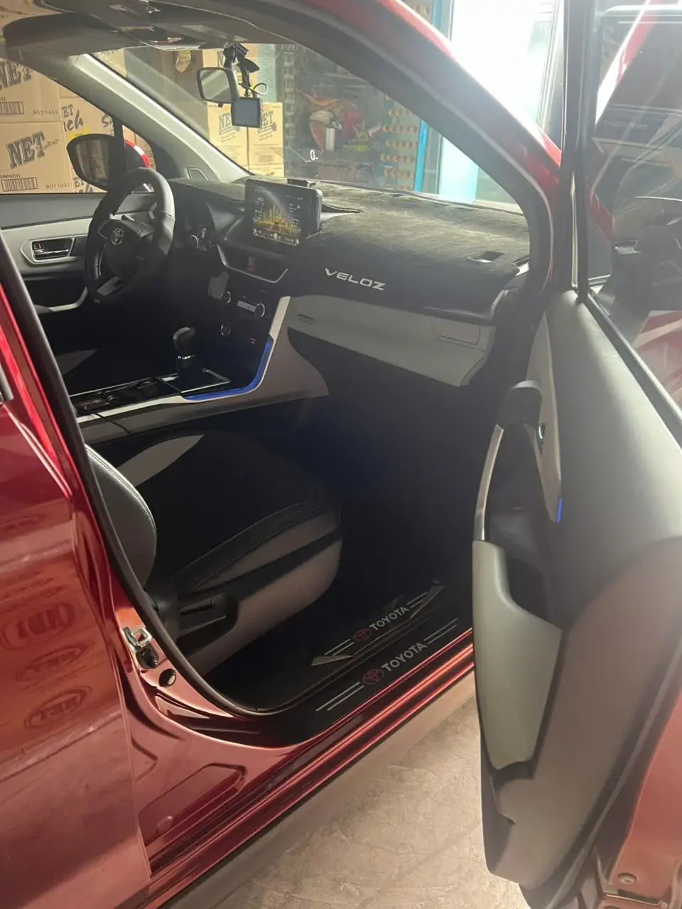 Toyota Veloz Cross 1.5 CVT 2024 - Nội thất 1