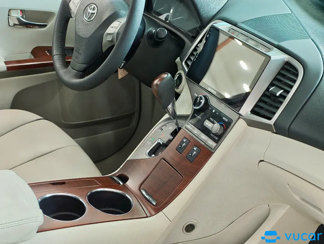 Toyota Venza 2.7 2011 - Nội thất 23