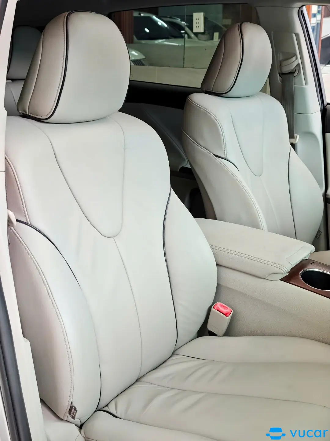 Toyota Venza 2.7 2011 - Nội thất 22