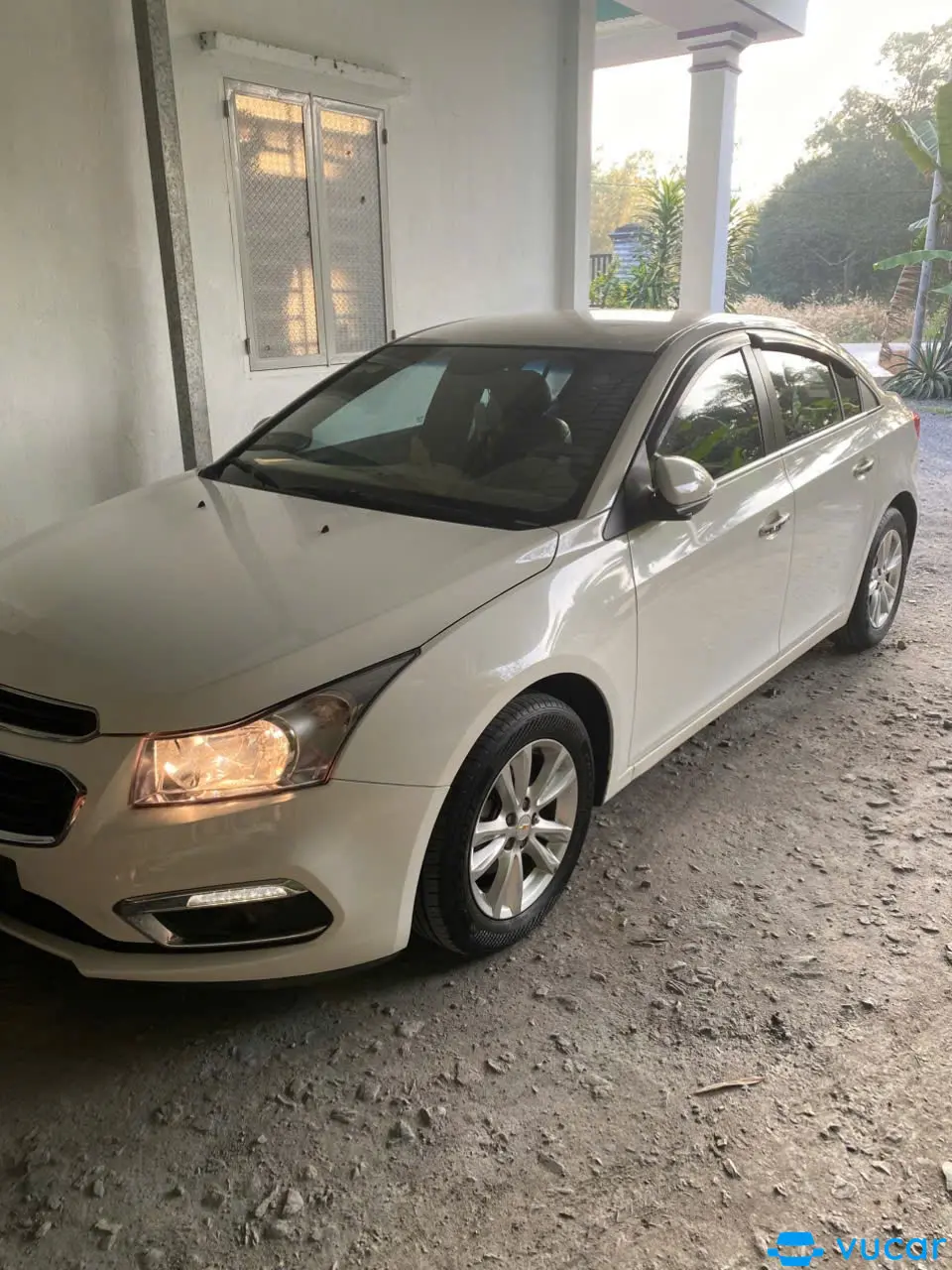 Chevrolet Cruze LS 1.6 2016 - Ngoại thất 4