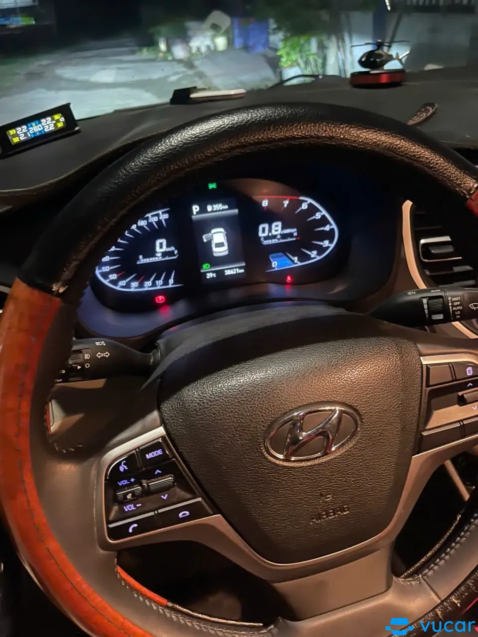 Hyundai Accent 1.4 AT 2022 - Nội thất 2