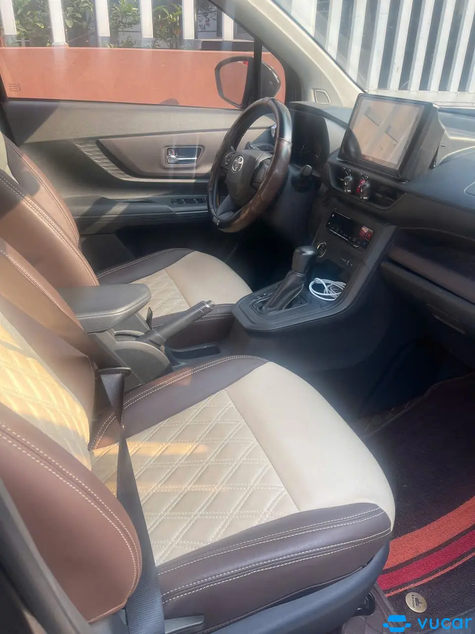 Toyota Avanza Premio 1.5 AT 2023 - Nội thất 6