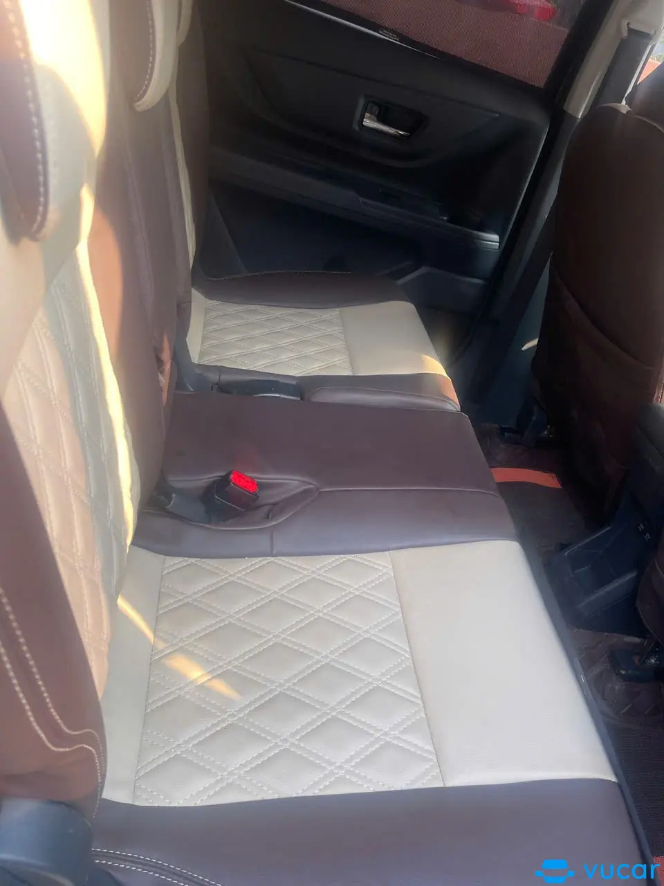 Toyota Avanza Premio 1.5 AT 2023 - Nội thất 5