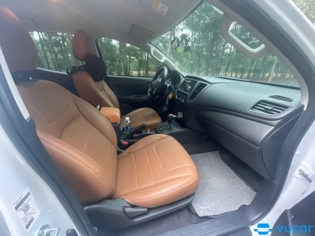 Mitsubishi Triton 2023 - Nội thất 4