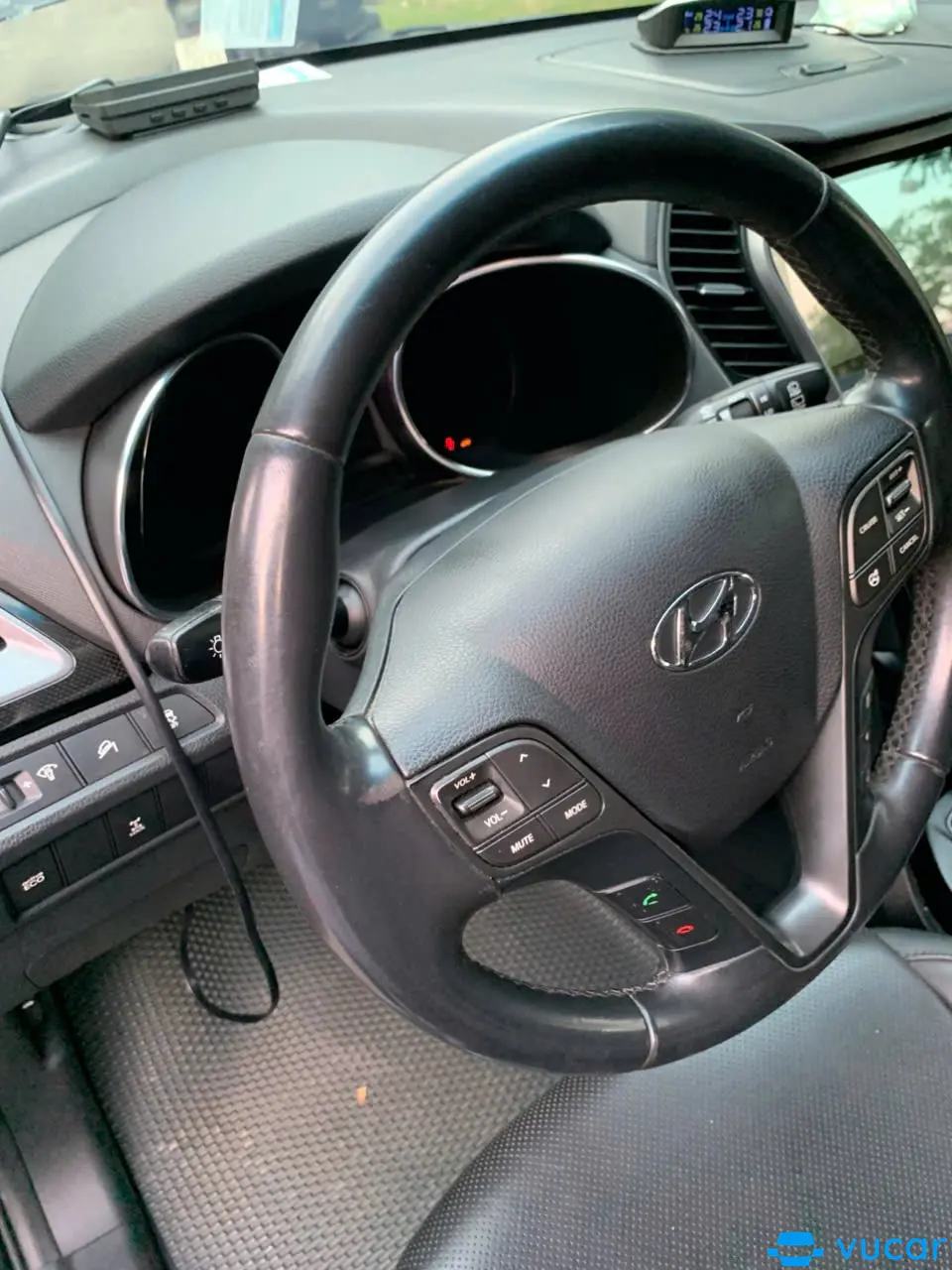 Hyundai Santa fe Xăng AT Full Options 2015 - Nội thất 11