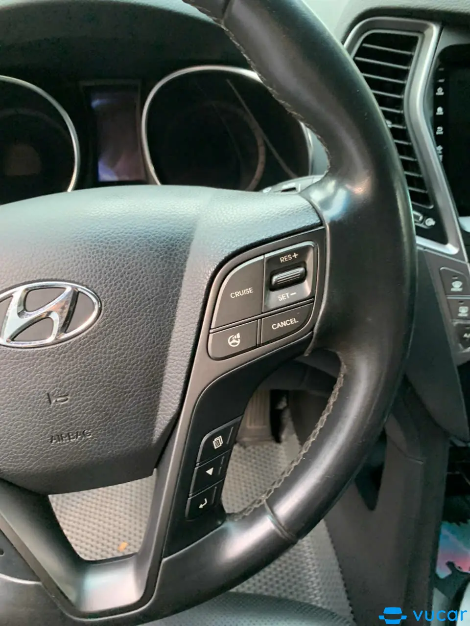 Hyundai Santa fe Xăng AT Full Options 2015 - Nội thất 10