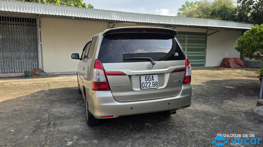 Toyota Innova 2.0E 2014 - Nội thất 2