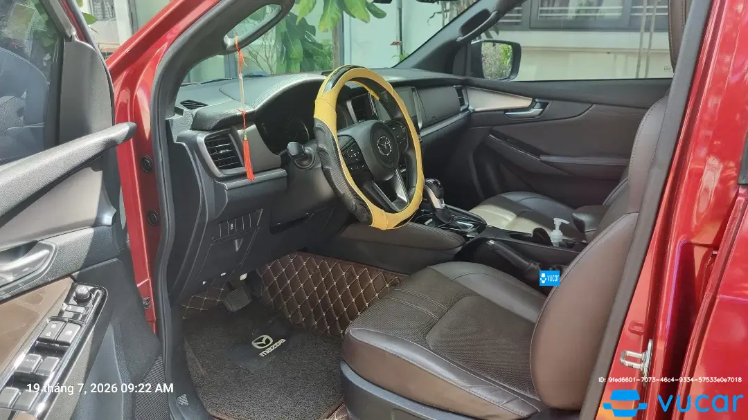 Mazda Bt50 Premium 1.9L 4x4 AT 2021 - Nội thất 5