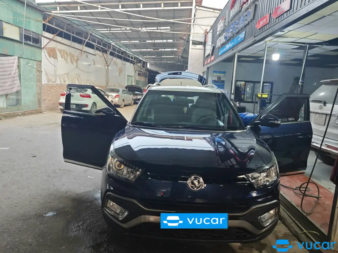 Ảnh xe ssangyong xlv 2018