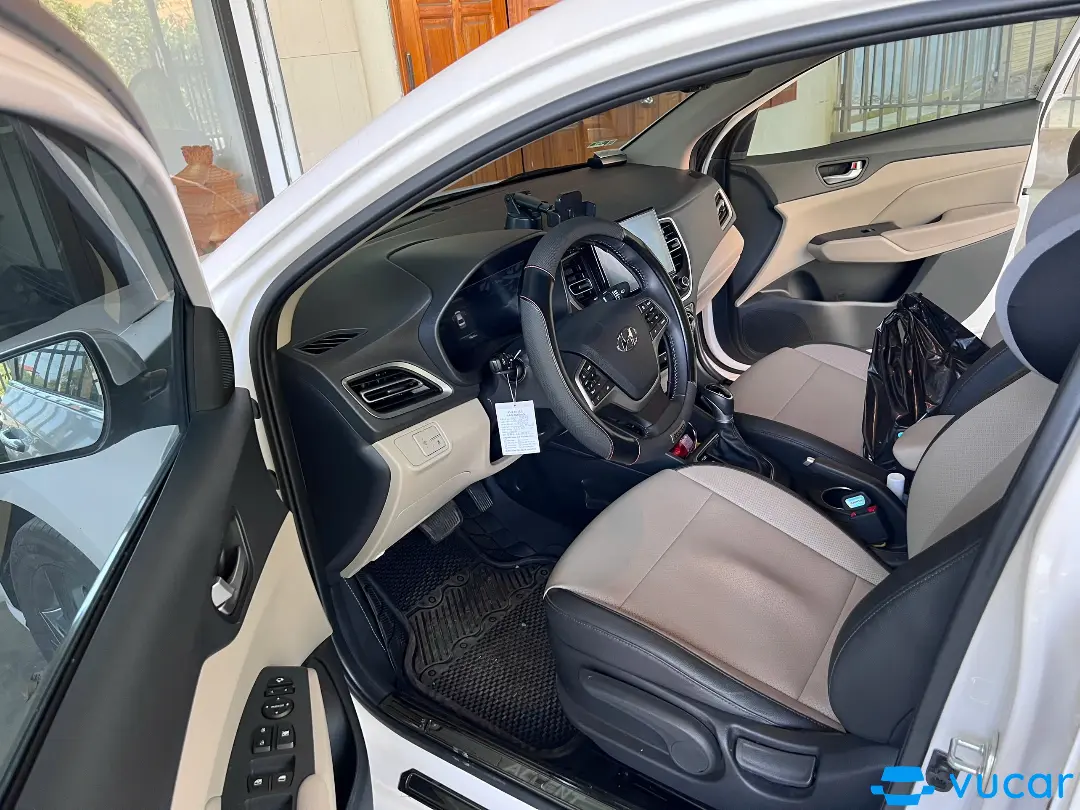 Hyundai Accent 1.4 AT Đặc Biệt 2024 - Nội thất 4