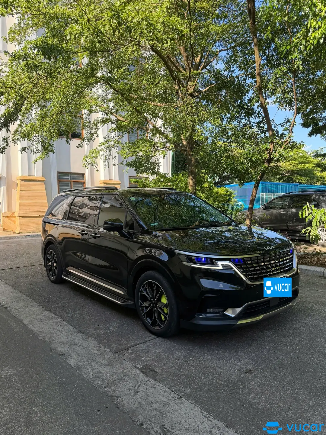 Kia Carnival Signature 2.2D 2023 - Ngoại thất 5