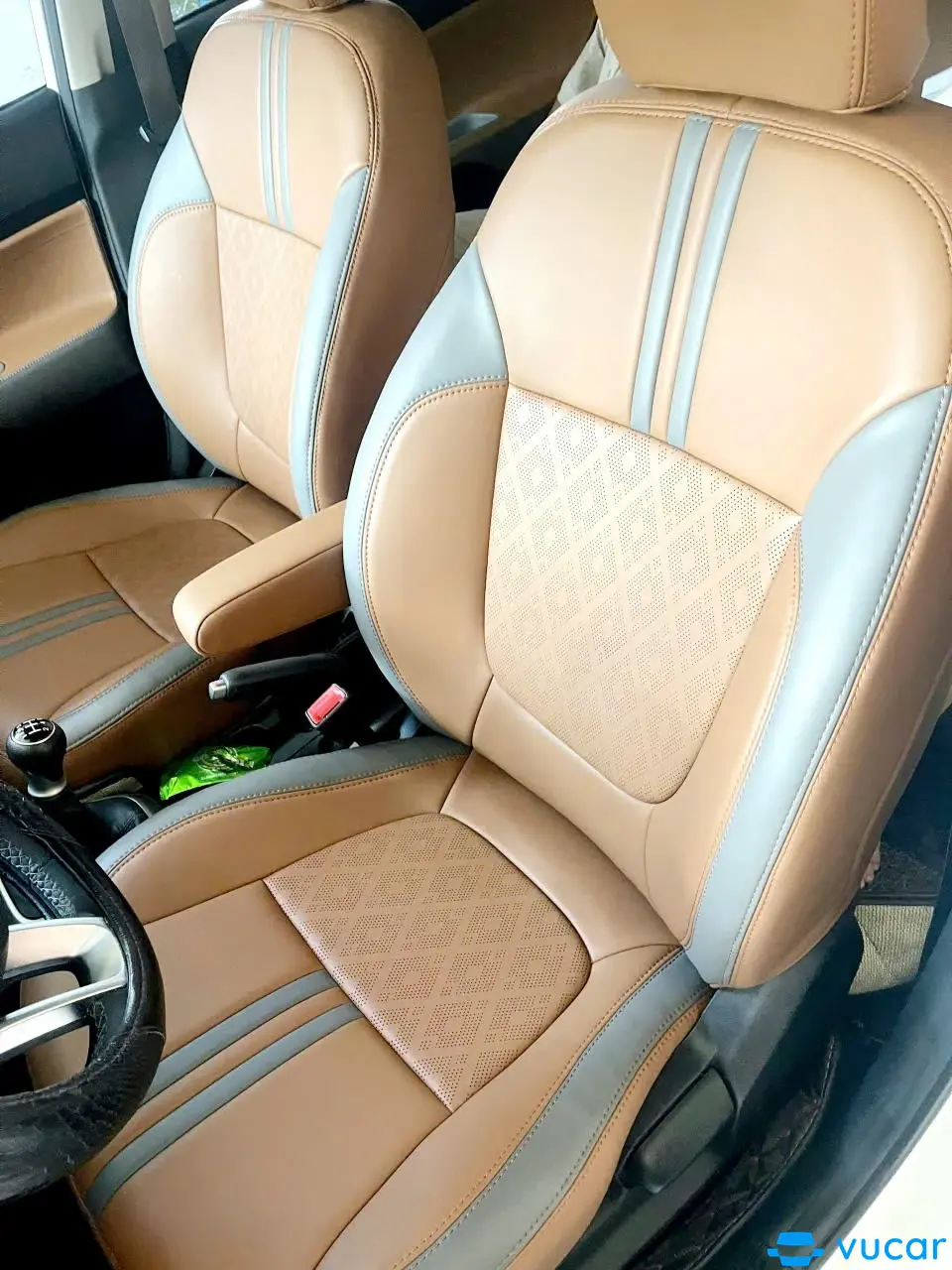 Kia Soluto 1.4 MT Deluxe - Nội thất 1