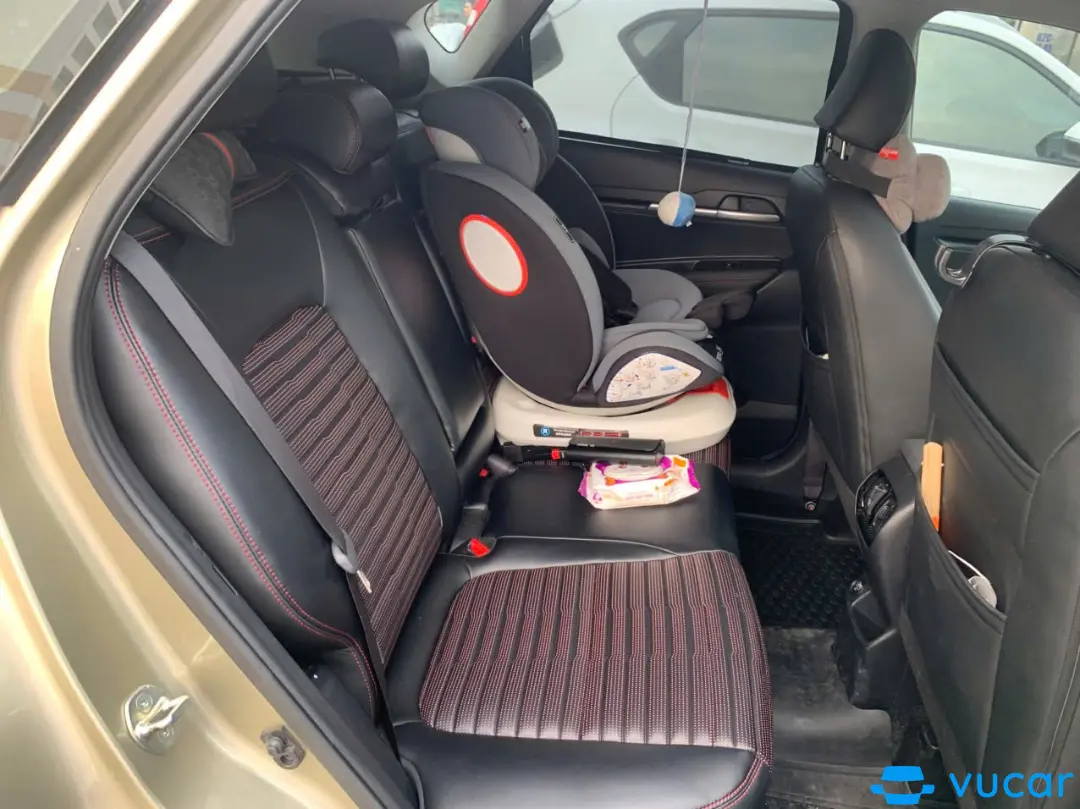 Kia Sonet Premium 1.5 AT 2022 - Nội thất 4