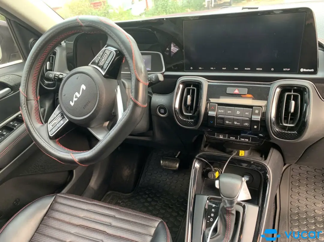 Kia Sonet Premium 1.5 AT 2022 - Nội thất 9