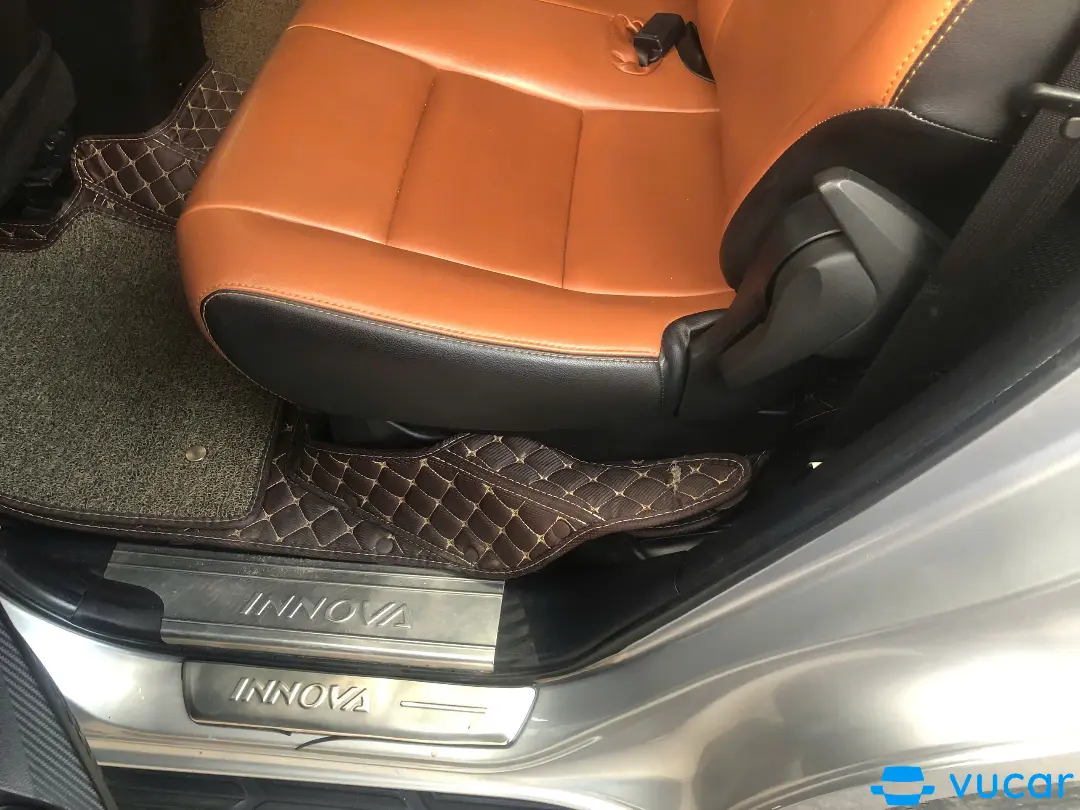 Toyota Innova 2.0 E MT 2018 - Nội thất 2