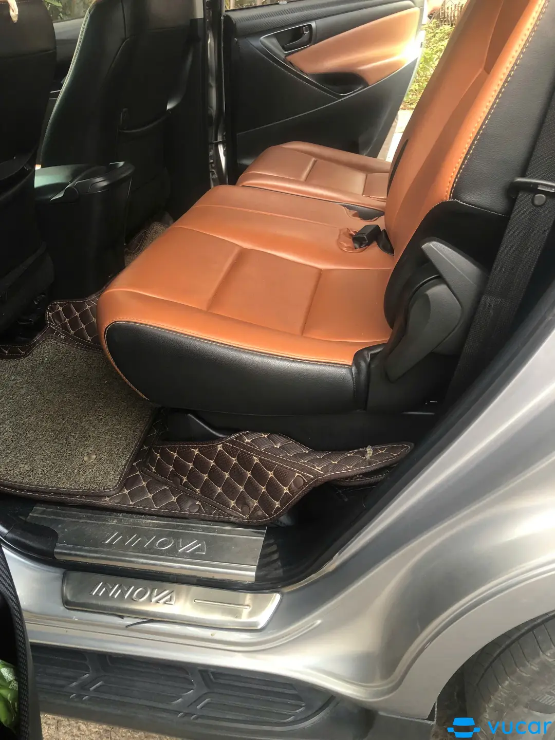 Toyota Innova 2.0 E MT 2018 - Nội thất 3
